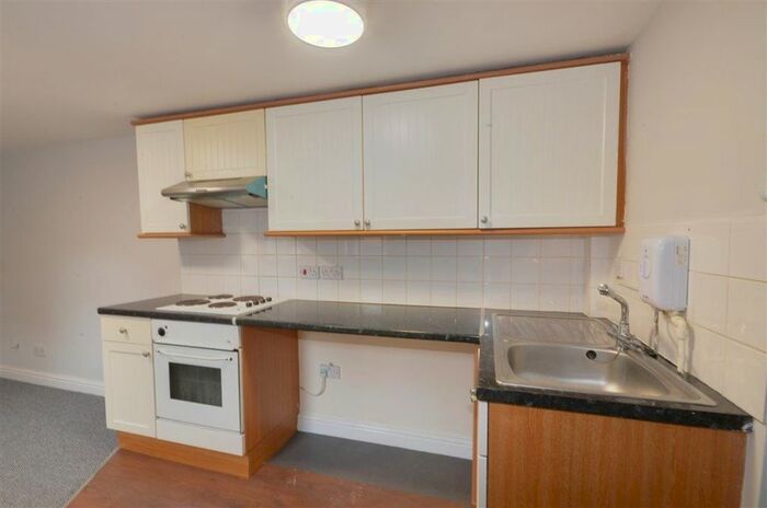 1 Bedroom Terraced House To Rent In Lower Oxford Street, Castleford, WF10