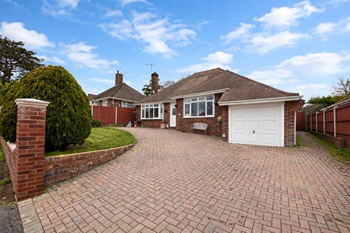 4 Bedroom Detached Bungalow For Sale In Eden Drive, Bexhill On Sea, TN39