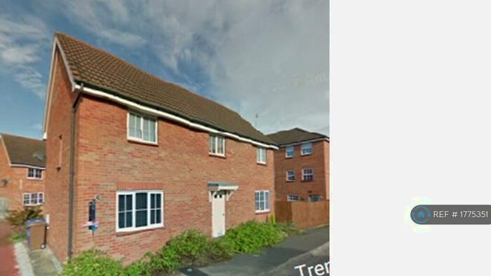 2 Bedroom Flat To Rent In Trentham Lakes, Stoke On Trent, ST4