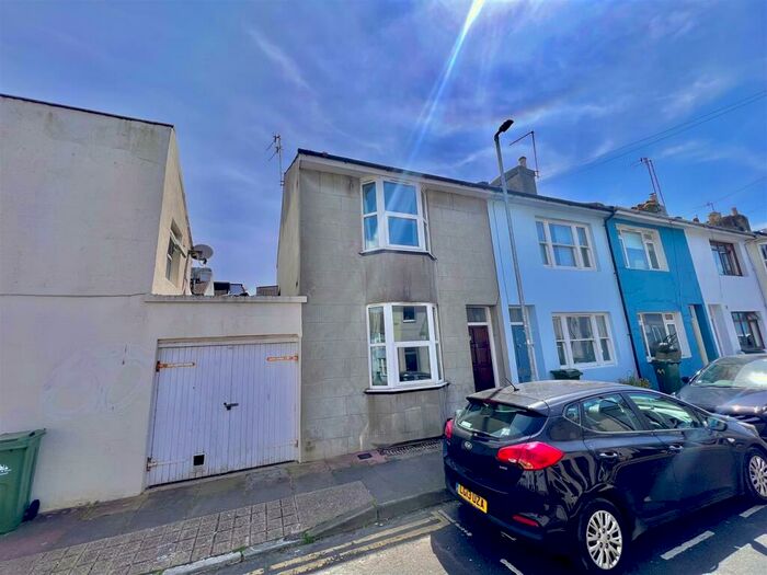 4 Bedroom House To Rent In Washington Street, Brighton, BN2