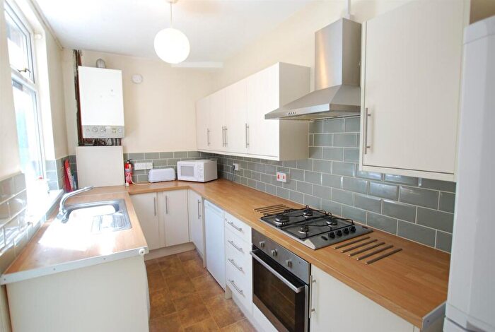 3 Bedroom Terraced House To Rent In Sharrow Vale Road, Ecclesall, S11