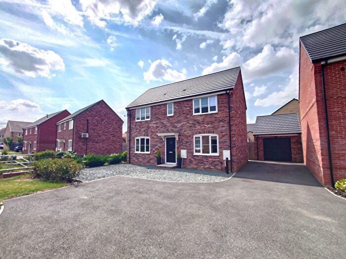 3 Bedroom Detached House For Sale In Papworth Drive, Crowland, Peterborough, PE6