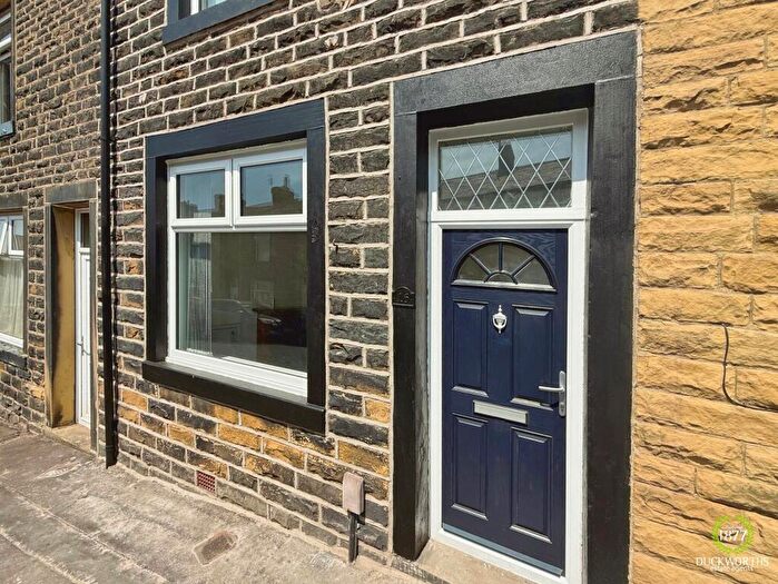 2 Bedroom Terraced House For Sale In Kimberley Street, Briercliffe, BB10