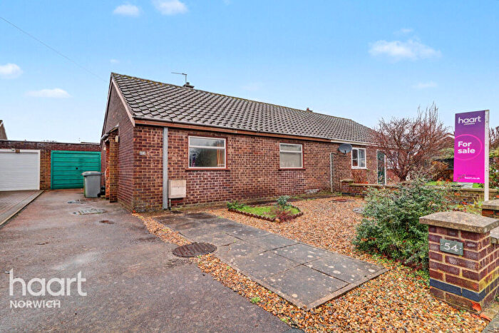 2 Bedroom Semi-Detached Bungalow For Sale In Norman Drive, Norwich, NR6