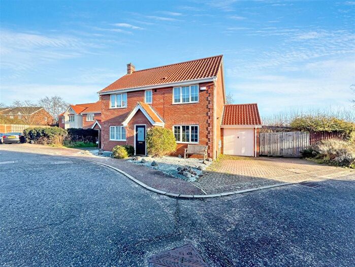 4 Bedroom Detached House For Sale In Norwich, NR5