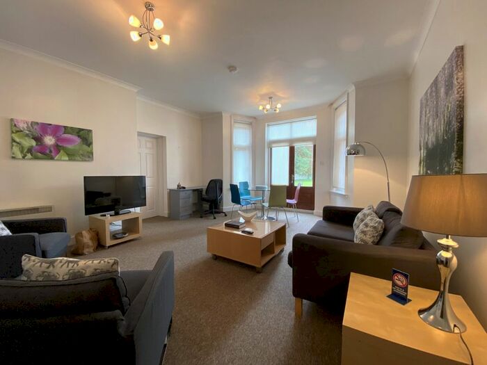 2 Bedroom Flat To Rent In Ferry Lane, Wraysbury, Staines-Upon-Thames, Berkshire, TW19