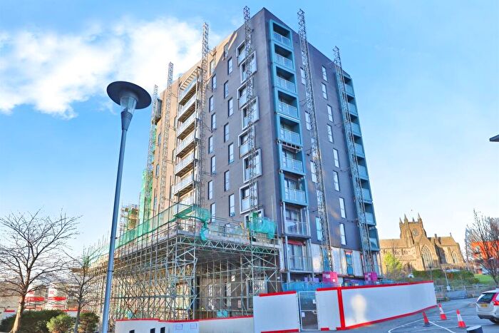1 Bedroom Apartment For Sale In Cross Green Lane, Leeds, LS9