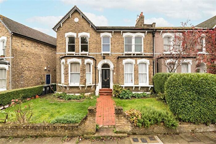 5 Bedroom End Terrace House For Sale In Crescent Way, Brockley, SE4