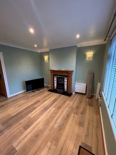 2 Bedroom House To Rent In College Road, Birmingham, B44