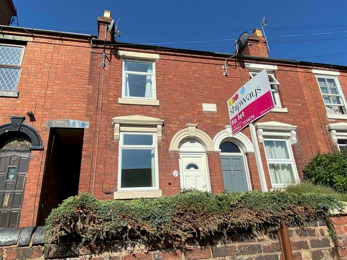 2 Bedroom House To Rent In George Street, Kidderminster, DY10