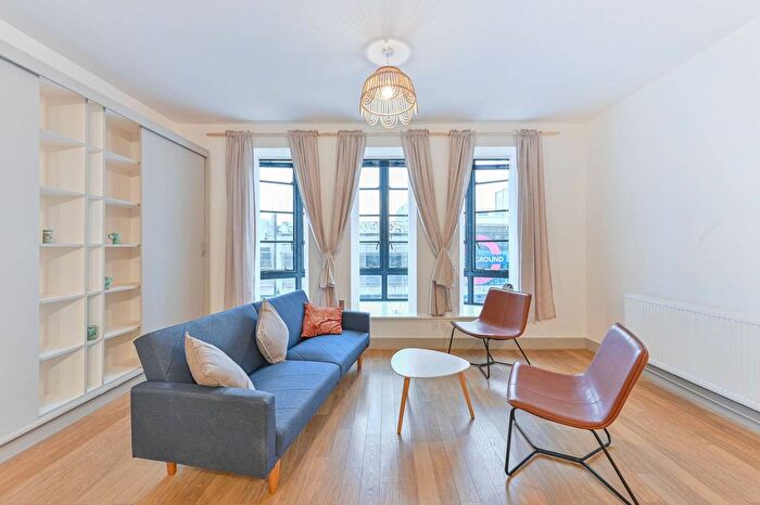 2 Bedroom Flat For Sale In Tunstall Road, Brixton, London, SW9