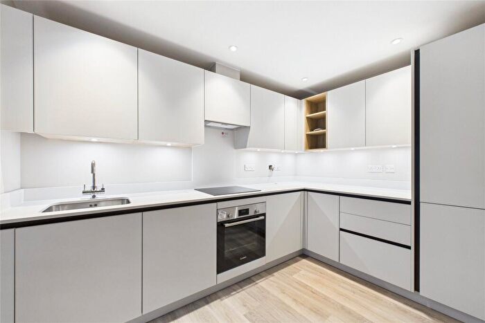 1 Bedroom Apartment To Rent In West Street, Maidenhead, Berkshire, SL6