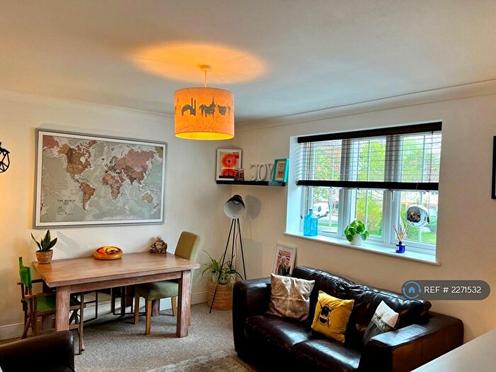 2 Bedroom Flat To Rent In Hursley Road, Chandlers Ford, SO53