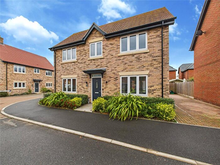 3 Bedroom Detached House For Sale In St. Michaels Road, Mistley, Manningtree, Essex, CO11