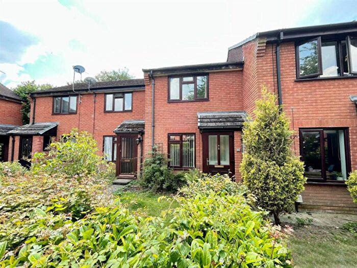 2 Bedroom House To Rent In Hayter Gardens, Romsey, SO51