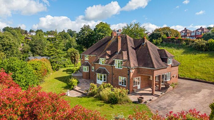 6 Bedroom Detached House For Sale In Hereford Road, Monmouth, NP25