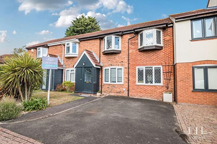 3 Bedroom Terraced House For Sale In Rural Close, Hornchurch, RM11