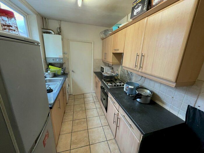 4 Bedroom Terraced House To Rent In Ullswater Street, Leicester, LE2
