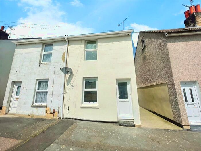 2 Bedroom Terraced House To Rent In Lower Range Road, Gravesend, Kent, DA12