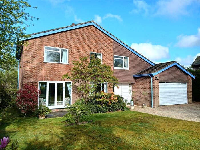 4 Bedroom Detached House For Sale In Glaziers Lane, Normandy, Guildford, Surrey, GU3