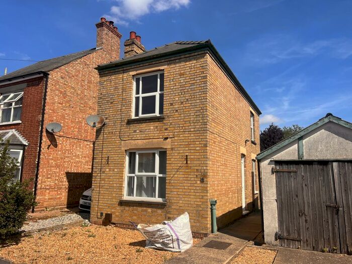 2 Bedroom House To Rent In Burn Street, March, PE15