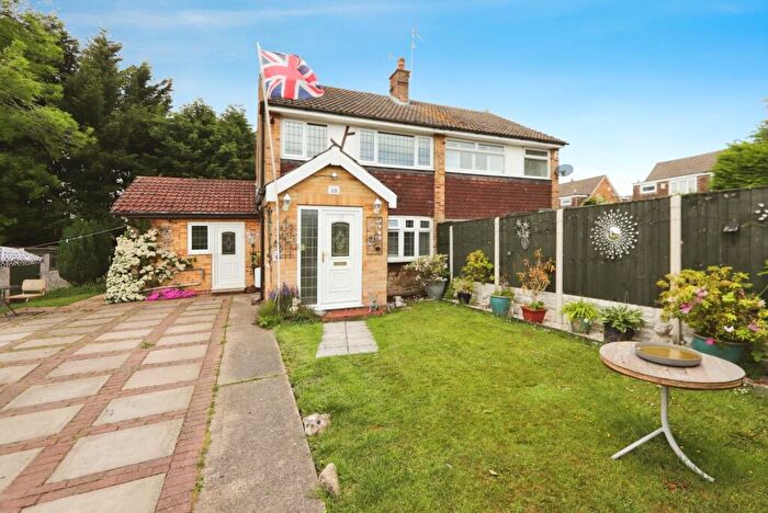 3 Bedroom Semi-Detached House For Sale In The Chase, Aston, Sheffield, South Yorkshire, S26