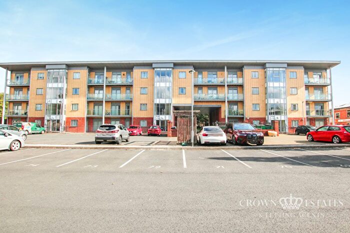 1 Bedroom Flat For Sale In Bolton Road, Blackburn, BB2