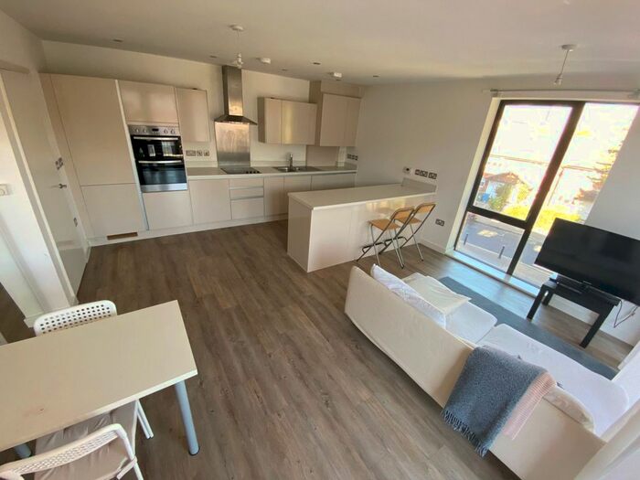 2 Bedroom Flat To Rent In Rotherhithe Street, London, SE16