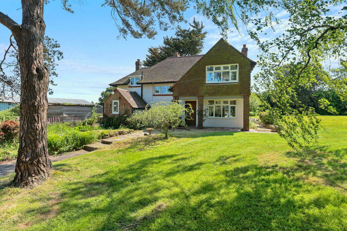 4 Bedroom Detached House For Sale In Boreham Street, Hailsham, East Sussex, BN27