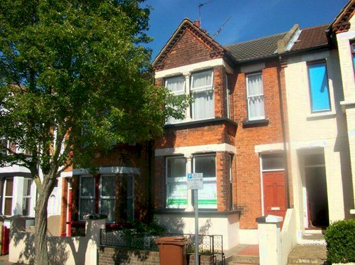 1 Bedroom Flat To Rent In Rock Avenue, Gillingham, ME7