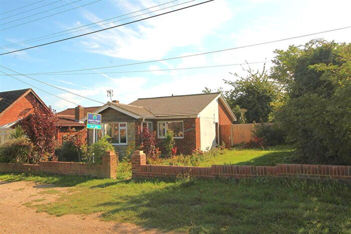 2 Bedroom Detached Bungalow For Sale In Kings Road, Minster-On-Sea, ME12