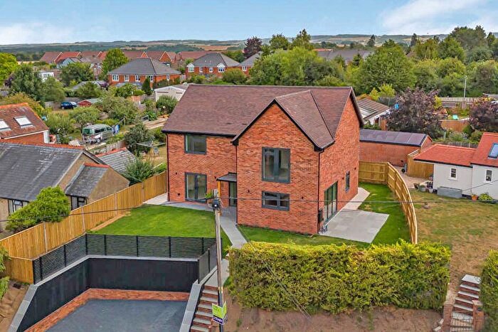 4 Bedroom Detached House For Sale In Honey Lane, Cholsey, OX10