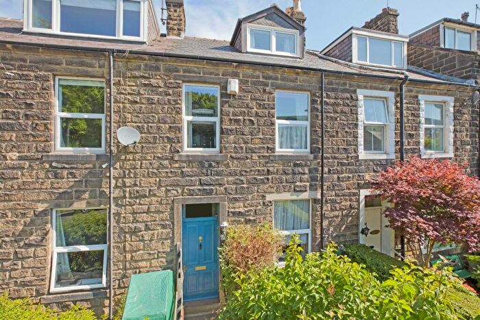 3 Bedroom Terraced House For Sale In Skipton Road, Ilkley, LS29