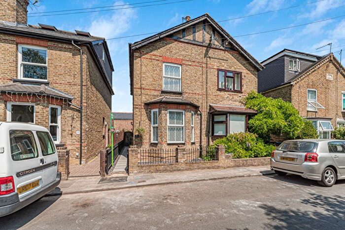 3 Bedroom Semi Detached House For Sale In Railway Terrace, Staines-Upon-Thames, TW18