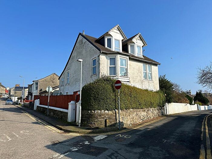 4 Bedroom Flat For Sale In Jane Street, Dunoon, Argyll And Bute, PA23