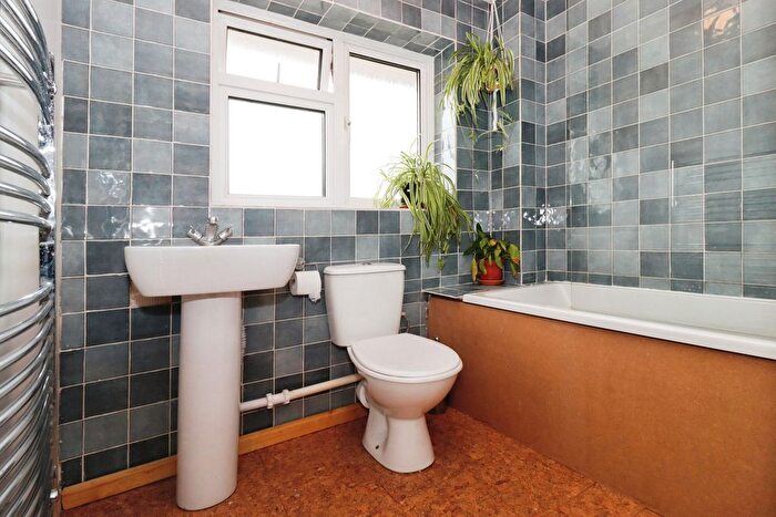 3 Bedroom Terraced House For Sale In Rowan Close, Bristol, BS16