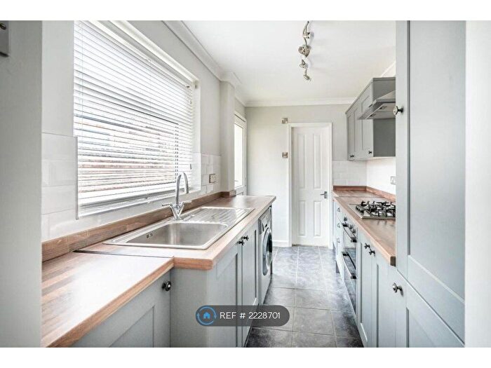 2 Bedroom Terraced House To Rent In Walpole Street, York, YO31