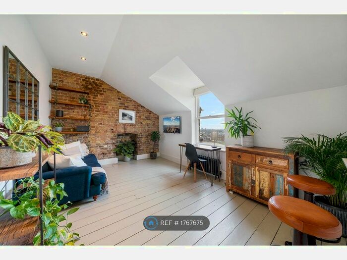 1 Bedroom Flat To Rent In Grove Park, London, SE5