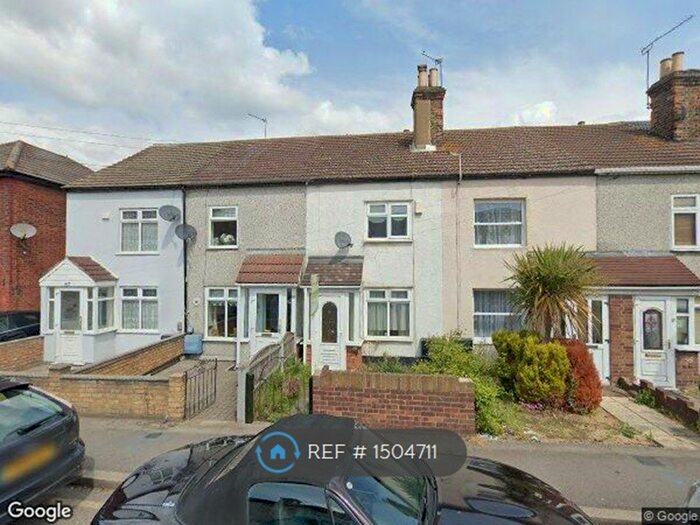 3 Bedroom Terraced House To Rent In Wennington Road, Rainham, RM13