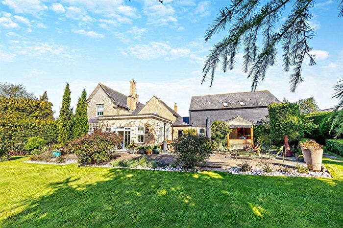 6 Bedroom Detached House For Sale In Washingley, PE7