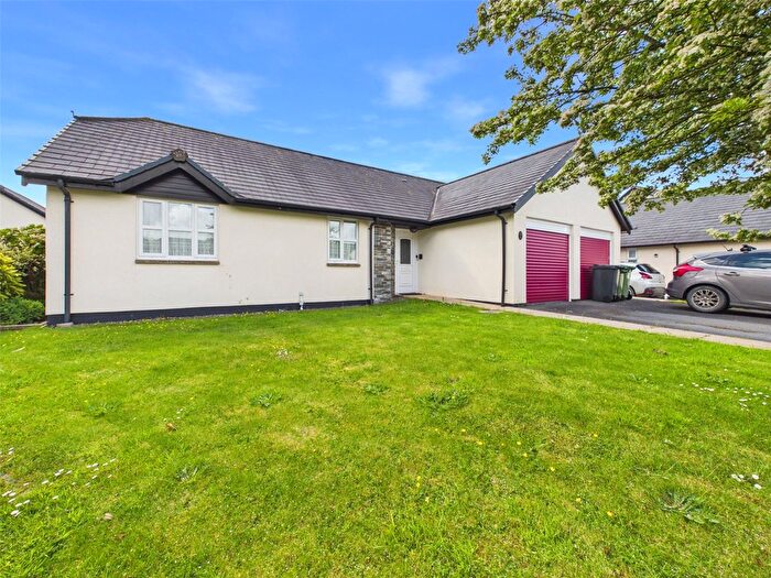 3 Bedroom Bungalow For Sale In Aish Park, Shebbear, Beaworthy, EX21