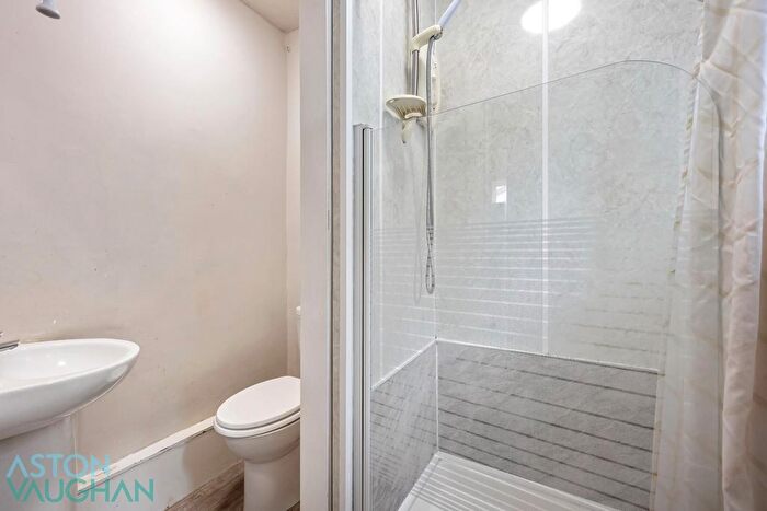 6 Bedroom End Of Terrace House To Rent In Bolney Road, Brighton, BN2