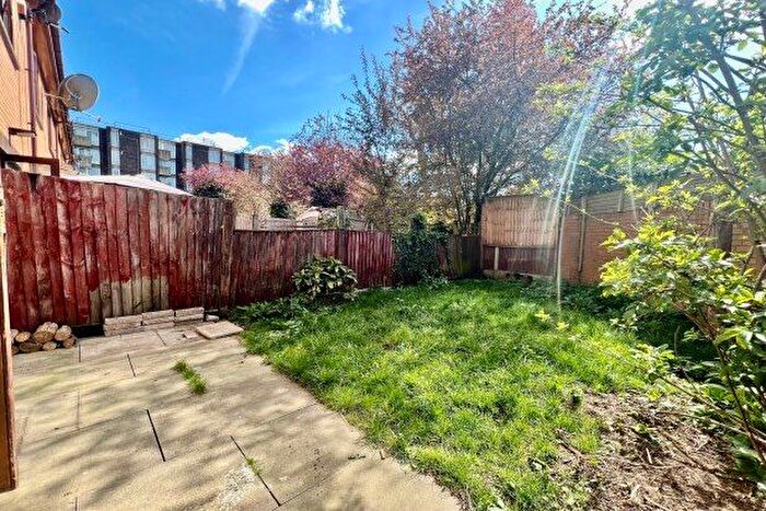 3 Bedroom Terraced House To Rent In Pulteney Close, London, E3