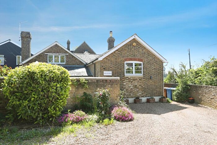 3 Bedroom House For Sale In Lower Road, Teynham, Sittingbourne, Kent, ME9