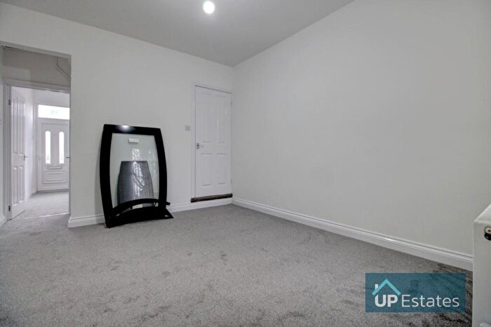 2 Bedroom End Of Terrace House For Sale In Newdigate Road, Coventry, CV6
