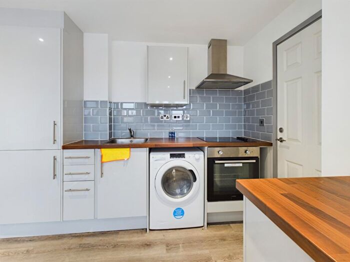 1 Bedroom Apartment For Sale In Tivoli House, South Street, HU1