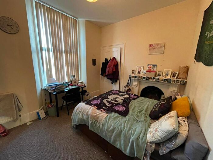 2 Bedroom Apartment To Rent In Woodland Terrace, Flat, Plymouth, PL4