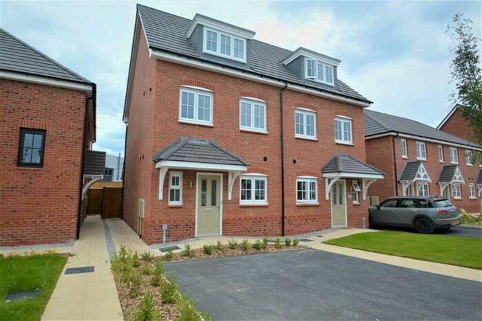 4 Bedroom Semi-Detached House To Rent In James Walker Drive, Holmes Chapel, CW4