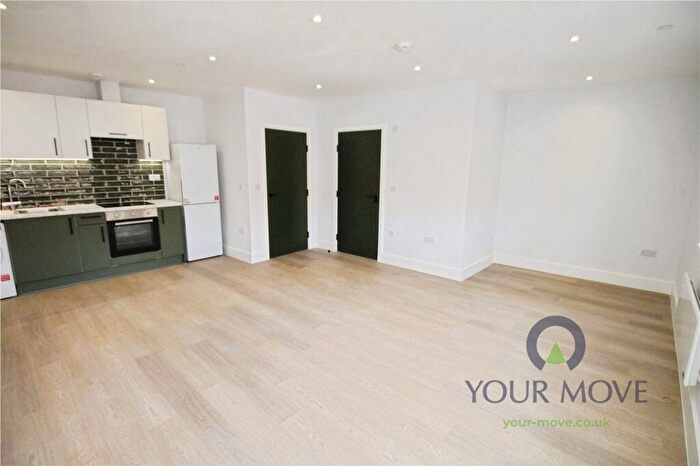 1 Bedroom Flat To Rent In Harpur Street, Bedford, Bedfordshire, MK40