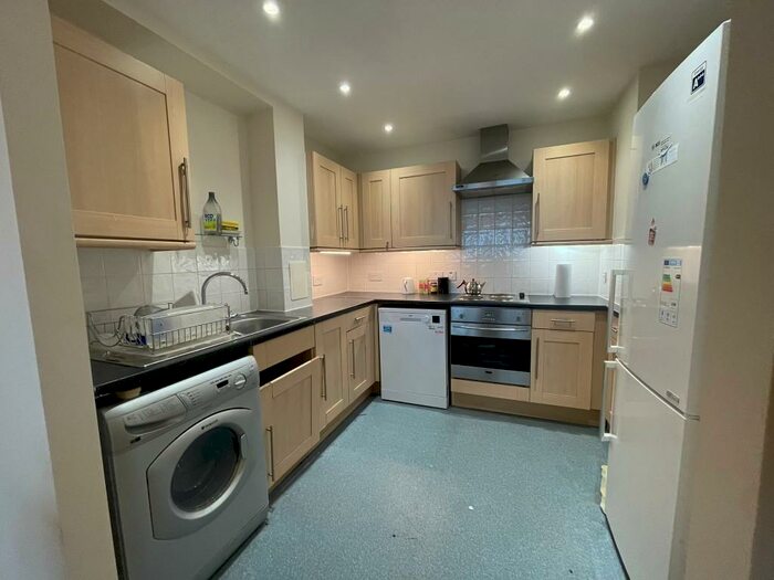 1 Bedroom Flat To Rent In Donnington Road, London, NW10